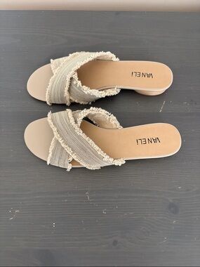 VANELi Fringe Slide Sandals Size 9.5N Neutral Woven Criss Cross Low Heel